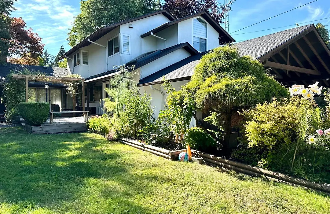 4Br 3Ba Family Home - West Side - Free Parking & Pets-1