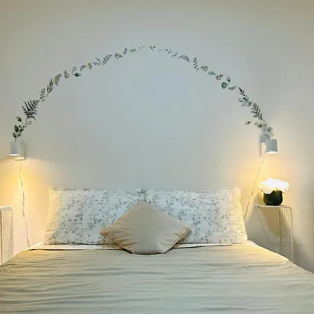 2Br Laneway Suite - Oakridge - Free Parking & Pets Welcome-3