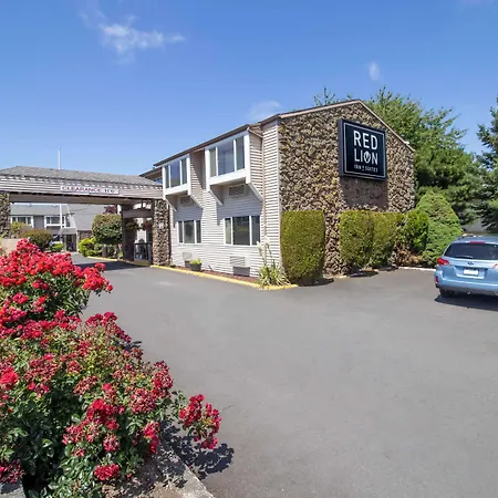 Red Lion Inn & Suites Vancouver-3