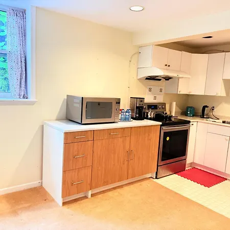 Cozy Dunbar 5 Beds Home With Views, Near Ubc, Dt, Yvr-3